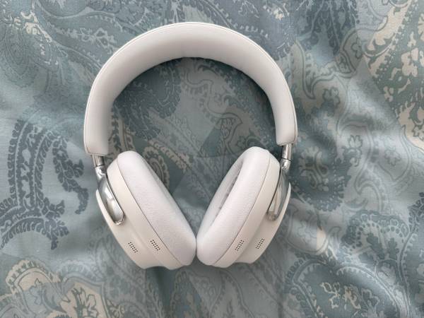 BOSE QuietComfort Ultra Headphones 箱無し BOSE QuietComfort Ultra headphones white smoke noise