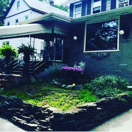 $539,000 / 1br - 2249ft2 - Propiedad de Inversión Comercial /Salón de Belleza/Vivienda en Venta (Highland Park)63676310235907120