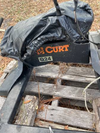Curt Q24 Fifth Wheel Hitch 1