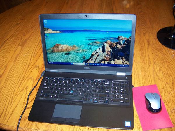 Portátil Dell - 80 USD (Topeka)