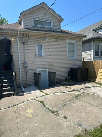 $800 / 7br - 1200ft2 - Rooms for rent (Chicago)63959878619522123