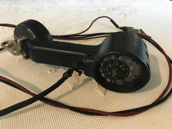 Original BELL SYSTEM WESTERN ELECTRIC LINESMAN TELEPHONE TEST HANDSET 1