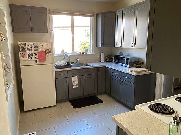$1,150 / 1br - 1BR/1BA reformado – Pisos de madera dura, comedor y garaje incluidos (Lakeshore)63622983074947121