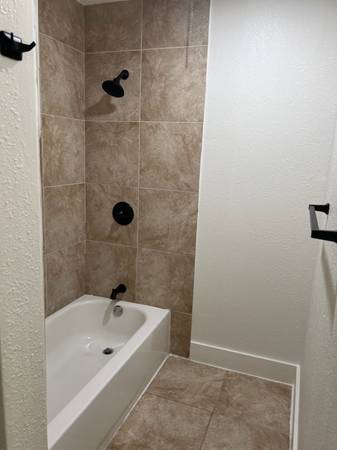 $190,000 / 3br - Bonita casa con apartamento independiente (Sherman)63656599950465124