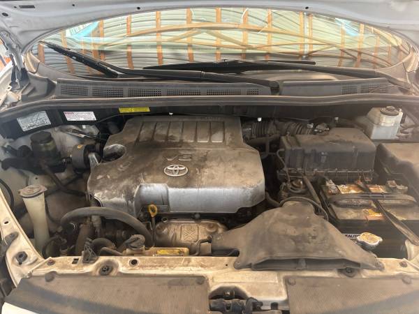 2008 Toyota Sienna - $1,500 (New Market)63625105629827124