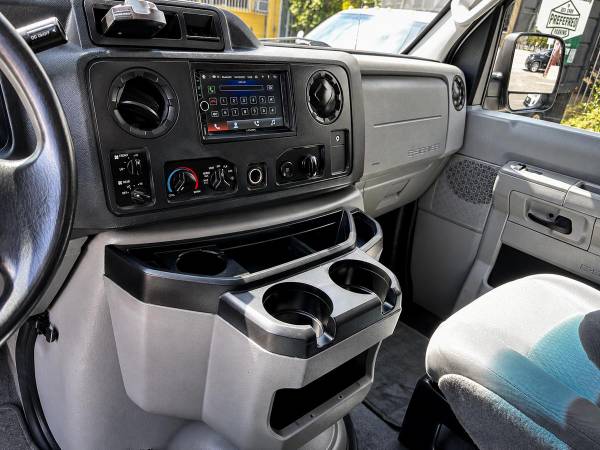 2014 Ford Econoline E-350 4x4 - Photo 11