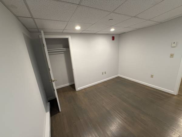 $3,495 / 2br - Renovated Fenway 2 Bed For $3,495 AVAIL NOW NO FEE (Fenway)63828558189699124
