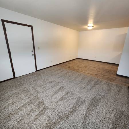 $995 / 2br - 750ft2 - ALL UTILITIES INCLUDED – 2BR/1BA Apartment – $995/mo (Eau Claire, WI)63845958367233124