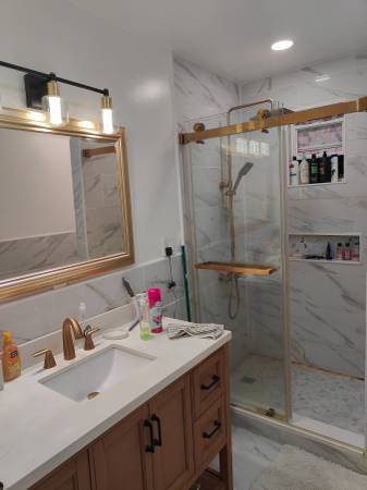 $1,150 / 1br - Habitación limpia en alquiler en bonito apartamento (Brooklyn)63854193916673122