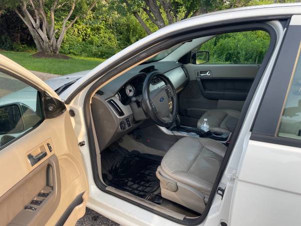 Ford Focus 124 K de cuero - $2.70063470777588993124