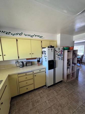$600 / 1br - Private Room Available in the desirable Cal Young Area! (Eugene)63977278858114123