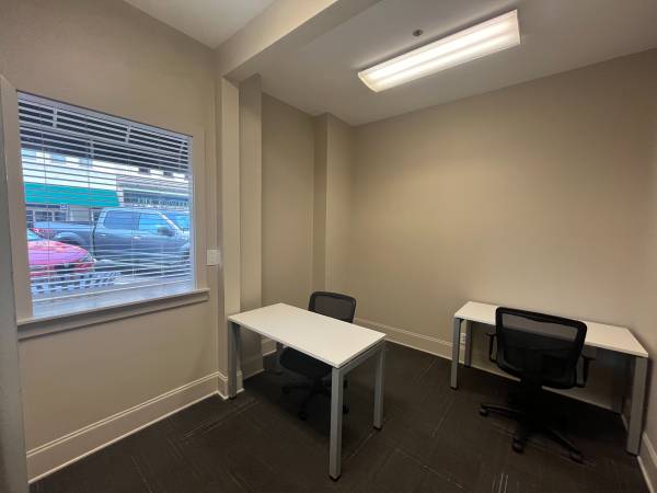$883 🌴 Escape the Heat – Chill Office Space with A/C & Style! (Jackson)63612442118017124
