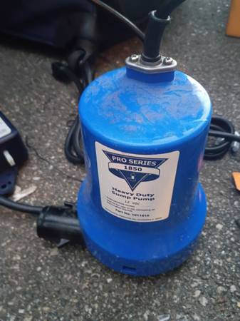 Brand new sump pump 1