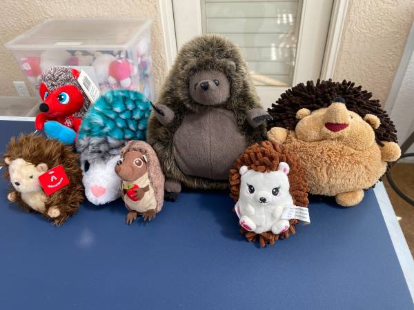 Lot of 7 various hedgehogs plush stuffed animals 1