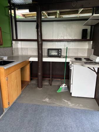 $1,500 / 1br - South Kona Studio (Captain Cook)63939398288770124
