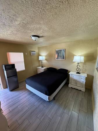 $350 / 1br - Private Efficiency (Saint Petersburg)63980540771331121