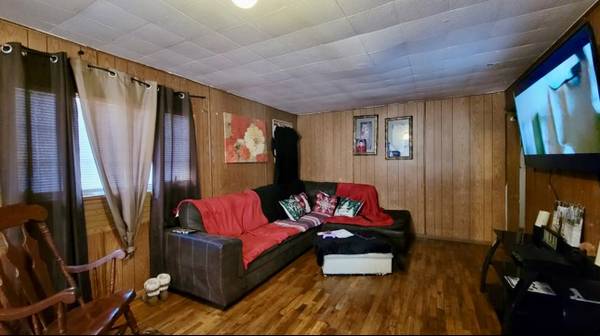 $159,900 / 3br - 3 Dormitorios 2 Baños - ¡Todo en un Solo Nivel! (Pueblo)63686939855361122