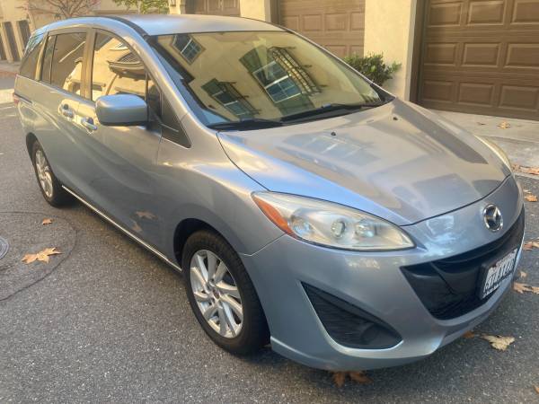 2012 Mazda Mazda5 ,3rd Row seat  ,Excellent Condition! 1