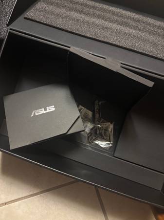 AMD RADEON RX9070XT graphics card - $1,000 (Cerritos)63436946730497124