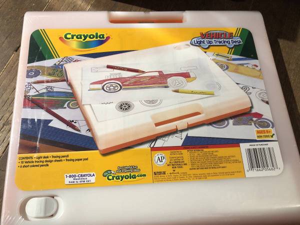 Crayola vehicle light up tracing desk 1