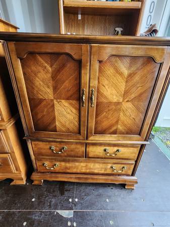 Vintage Oak  TV/ Storage Cabinet 1