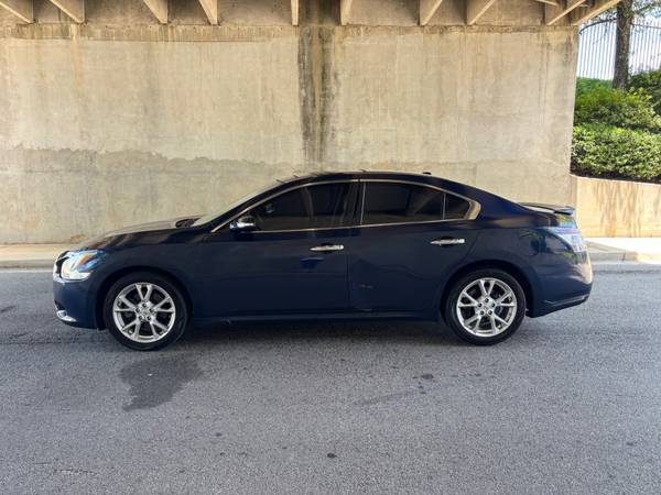 2013 Nissan Maxima SV w/ Premium Pkg-154kmi-$5499-Financing Available - $5,499 (Fayetteville)63620375399681121