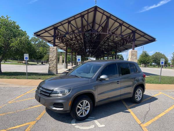 2014 Volkswagen Tiguan S ( GAS SAVER ) - $5,500 (Merriam)63621970581507120