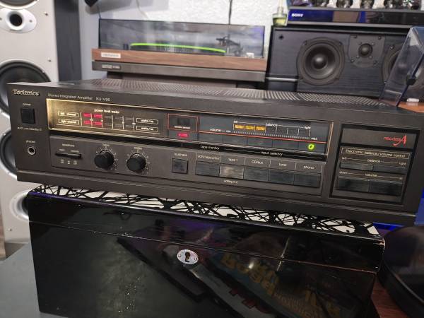 Technics Vintage Integrated Amplifier SU-V95 1