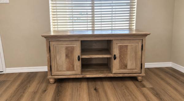 TV Stand 1