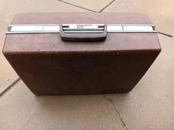Samsonite Briefcase 1