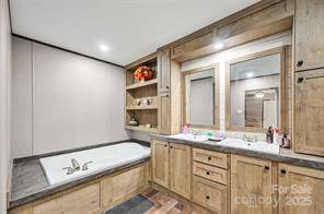 $376,000 / 4br - 2280ft2 - 208 Stillwater Springs Road (Burnsville)64029207387267123