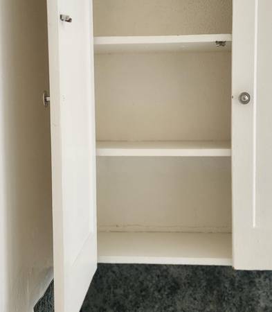 $1,325 / 1br - Encanto Histórico Único, Ubicación Central, Patio - Un Dormitorio (Uptown)63615726498563121