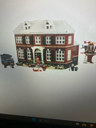 Adult Home Alone Lego Set 1