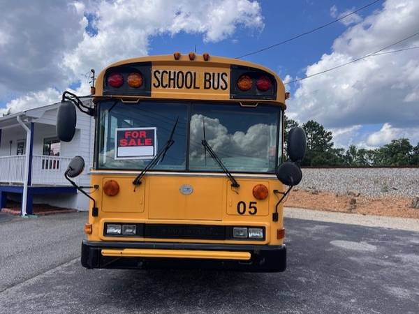 2006 BLUE BIRD ALL AMERICAN 84 PASSENGER BUS - $9,999 (Winder)63620279695491121