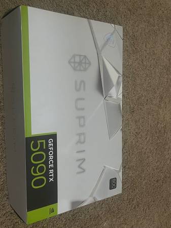 RTX 5090 suprim 1