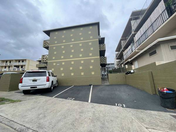 $2,040 / 2br - 650ft2 - Great! Move in special just call and ask! (94-111 Pupunohe St, Waipahu, HI)63939535476994122