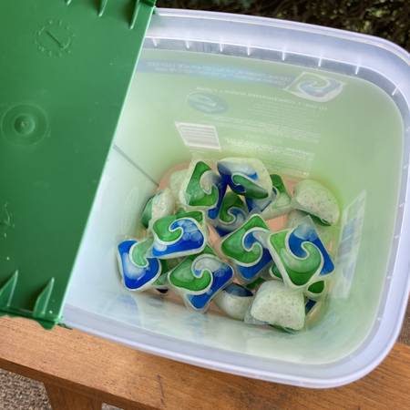 35-ct Cascade Dishwasher Detergent Action Pacs ♦ Platinum and Complete - $10 (Peoria)62945091019267124