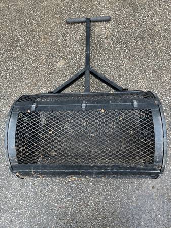 Compost roller spreader 1