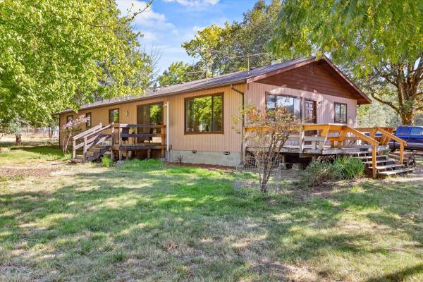 $625,000 / 3br - 2040ft2 - House For Sale| 3beds, 1 bath (Grants Pass)64318774147843123