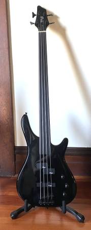 Stagg BC300 FLBK Fretless Electric Bass 2021 1