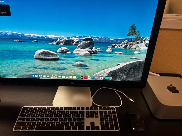 Mac Studio Set up with 27 inch Apple Thunderbolt (Read Details) 1