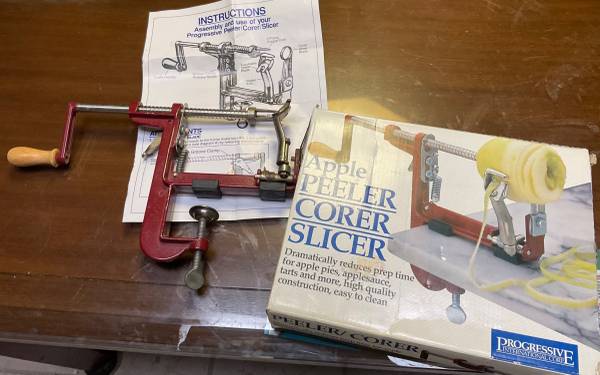 Apple Peeler Corer Slicer 1