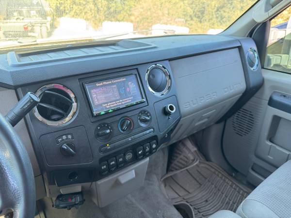 2008 Ford F250 SUPERDUTY 4X4 - Photo 9