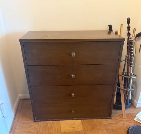Vintage Mid-Century Modern 4-Drawer Walnut Chest — Clean Lines, Solid Build 1
