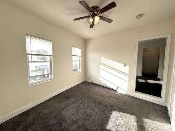$2,300 / 1br - EVERETT APARTAMENTO SUNNY DE 1 DORMITORIO. ¡CERCA DEL AUTOBÚS, T Y BOSTON! ¡SIN COMISIÓN! (EVERETT)63810013593217122