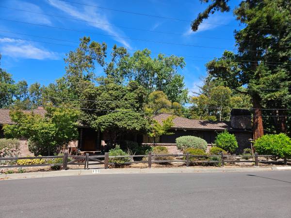 $5,295 / 5br - 2448ft2 - Stunning 5 Bed 3 Bath Naglee Park Home With Scenic Views (san jose downtown)64049799355010120