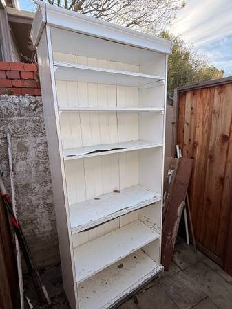 Free shelf 1