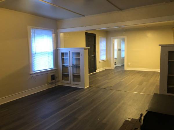 $1,350 / 4br - 1600ft2 - 715 NE Maple B (Pullman)63980821923075124