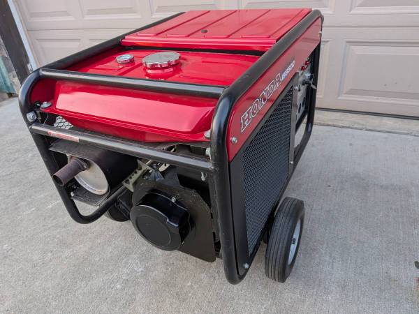 Honda ES6500 generator