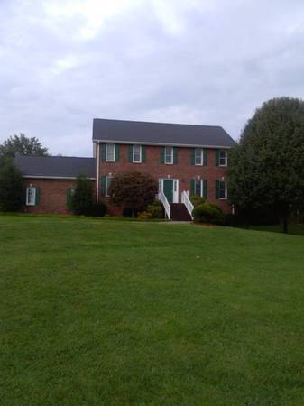$2600.00 / 4br - 2850ft2 - Apple Ridge63673267910657120